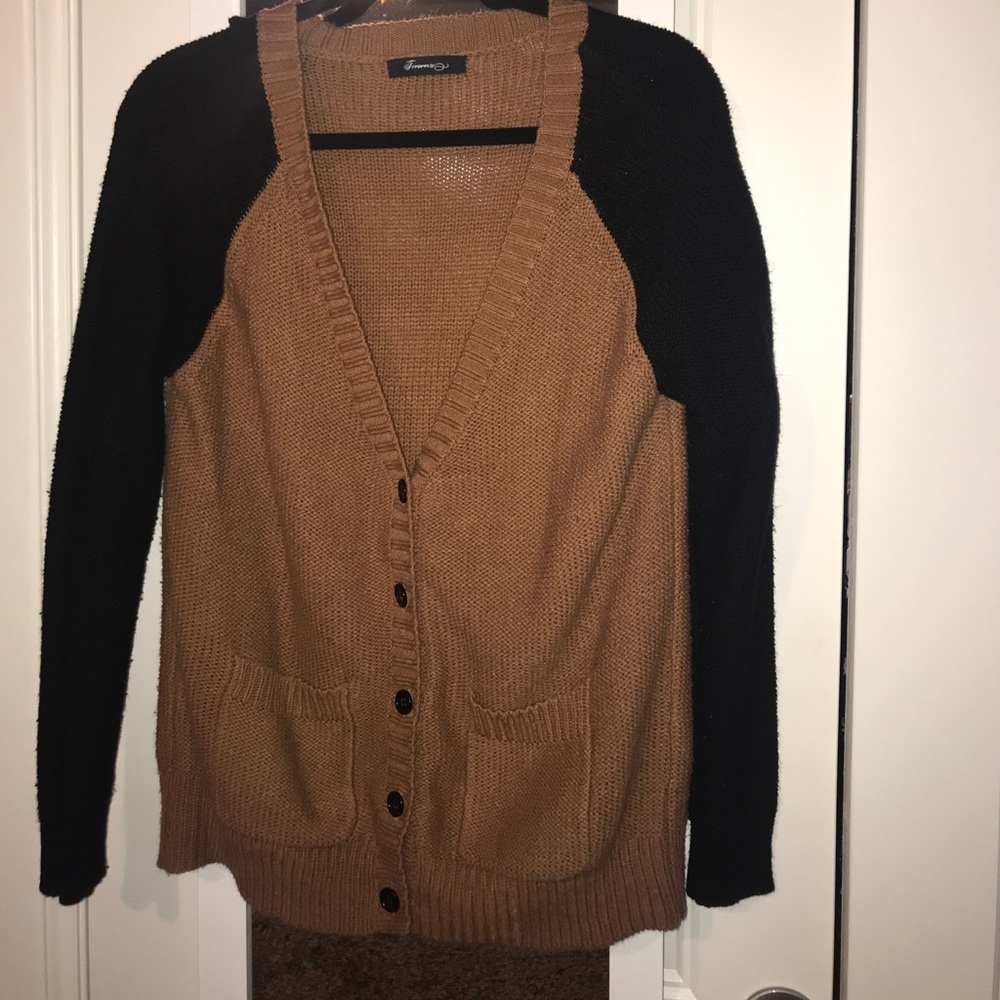 Black & Brown Button up Cardigan